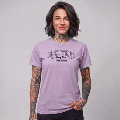 Sober T Shirt | Women's Recovery Looks Good On Me Garment-Dyed