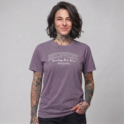 Sober T Shirt | Women's Recovery Looks Good On Me Garment-Dyed