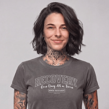 Sober T Shirt | Women's Recovery Looks Good On Me Garment-Dyed